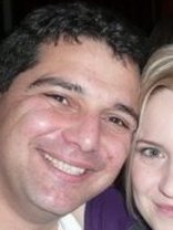 Person who looks like Erik Estrada