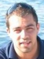 Person who looks like Tyler Hilton