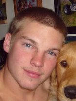 Person who looks like Leonardo DiCaprio