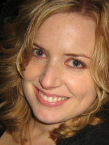 Person who looks like Elisabeth Shue