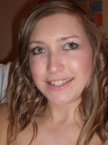 Person who looks like Sarah Chalke