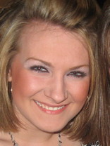 Person who looks like Kathryn Hahn