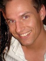 Person who looks like Seann William Scott