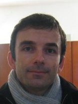 Person who looks like Hank Azaria