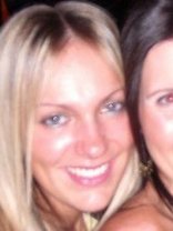 Person who looks like Jennifer Hawkins