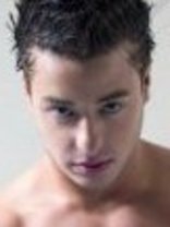 Person who looks like Jonathan Silverman