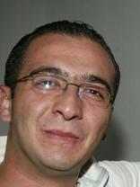 Person who looks like Joe Pantoliano