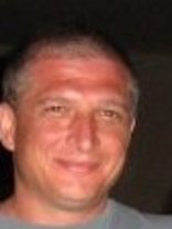 Person who looks like Howie Mandel