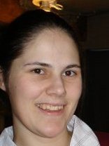 Person who looks like Holly Marie Combs