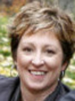 Person who looks like Jennifer Finnigan