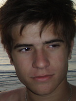 Person who looks like Eric Szmanda