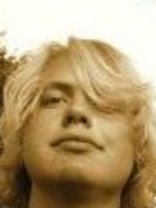 Person who looks like Eric Christian Olsen