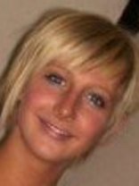 Person who looks like Ashlee Simpson