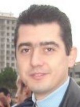 Person who looks like Jordan Bridges