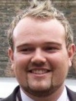 Person who looks like Morgan Spurlock