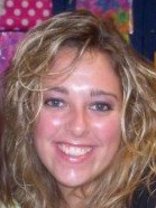 Person who looks like Jennifer Finnigan