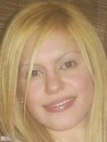 Person who looks like Mena Suvari