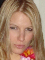 Person who looks like Daryl Hannah