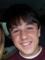 Person who looks like Drake Bell