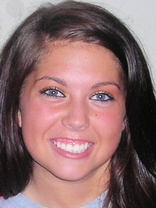 Person who looks like Tiffani Thiessen