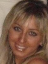 Person who looks like Christina Aguilera