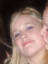 Person who looks like Teri Polo