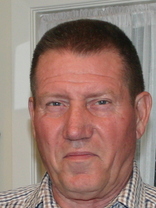 Person who looks like James Caan