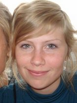 Person who looks like Kirsten Dunst