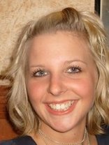 Person who looks like Sarah Michelle Gellar