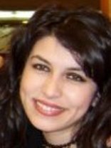 Person who looks like Anne Hathaway