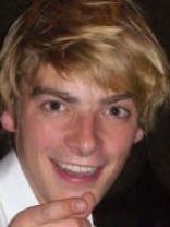 Person who looks like Jonathan Bennett