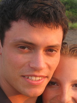 Person who looks like Marc Anthony