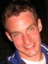 Person who looks like Enrique Murciano