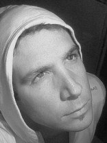 Person who looks like David Schwimmer