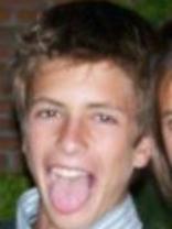 Person who looks like Alex Pettyfer