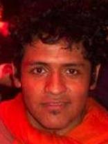 Person who looks like Michael Peña