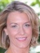 Person who looks like Deborah Norville