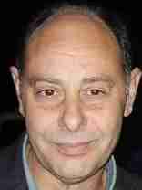 Person who looks like Tony Shalhoub