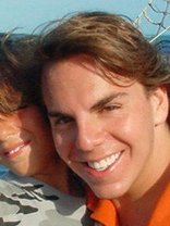 Person who looks like Sean Faris