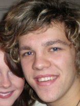 Person who looks like Tyler Hilton