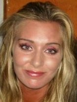 Person who looks like Portia de Rossi