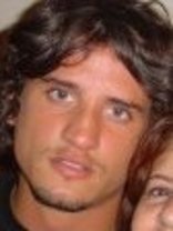Person who looks like Gael García Bernal