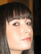 Person who looks like Holly Marie Combs