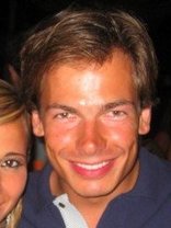 Person who looks like Pierce Brosnan