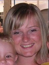 Person who looks like Nicholle Tom