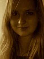 Person who looks like Emily VanCamp