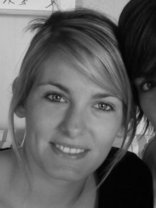 Person who looks like Erica Durance