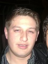 Person who looks like Simon Rex