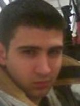 Person who looks like Freddie Prinze Jr.