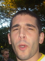 Person who looks like David Schwimmer